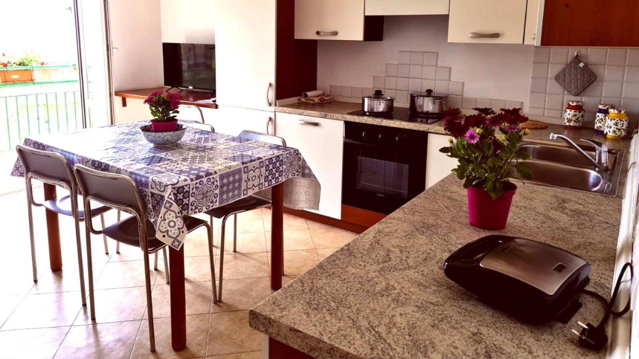 Ermes Apartment Levanto Bagian luar foto